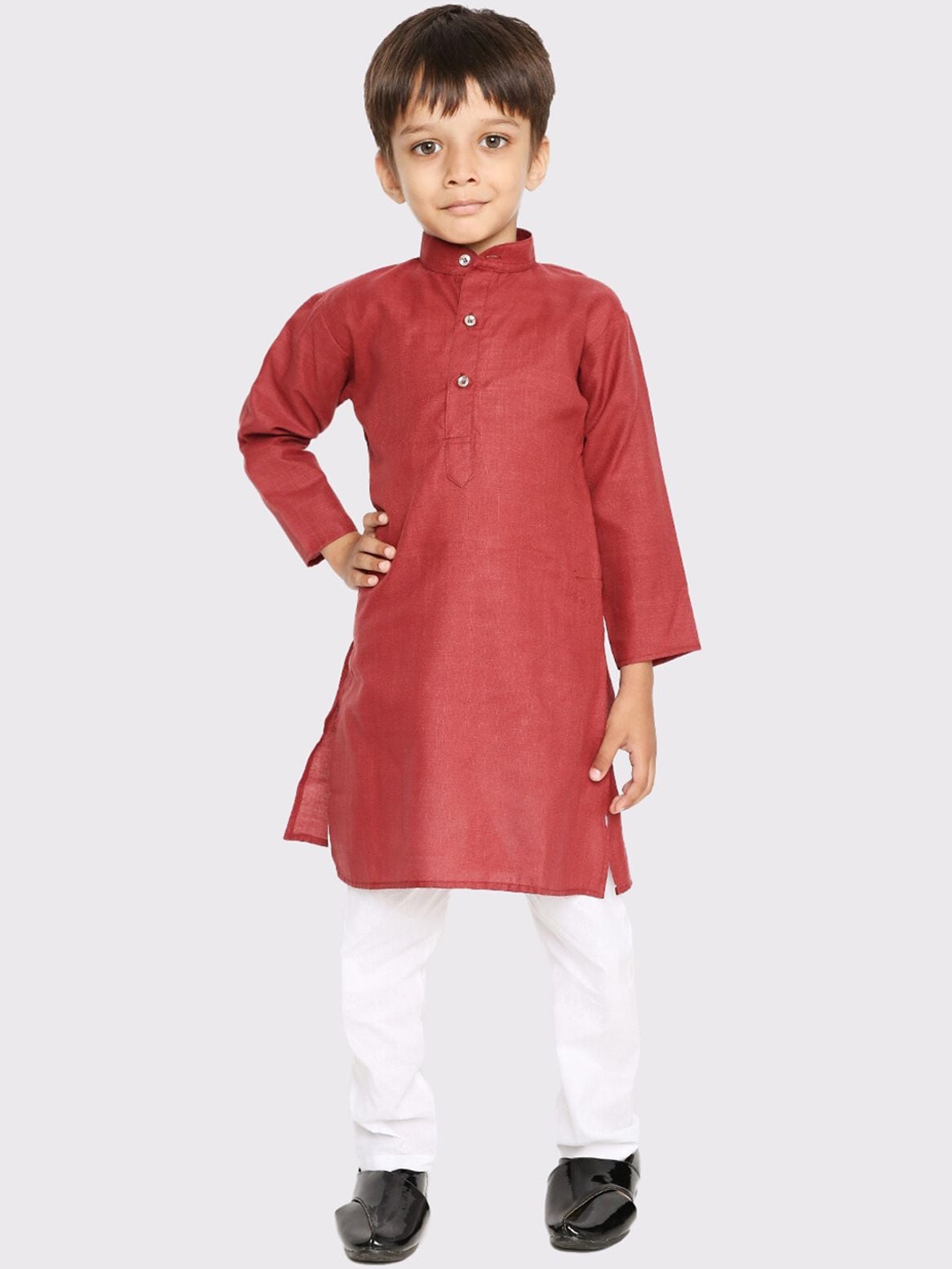 

Maharaja Boys Mandarin Collar Straight Kurta With Pyjamas, Maroon