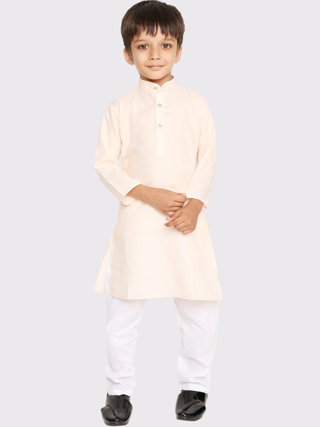 

Maharaja Boys Ethnic Motifs Woven Design Straight Kurta with Pyjamas, Peach