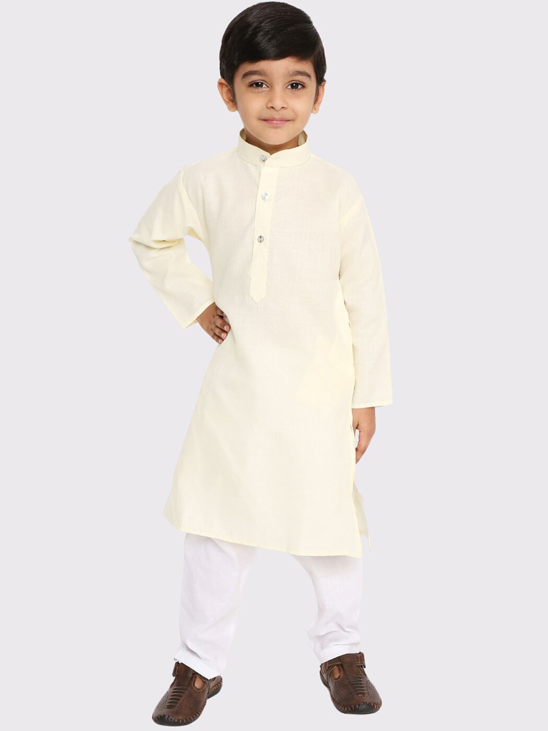 

Maharaja Boys Mandarin Collar Regular Kurta with Pyjamas, Yellow