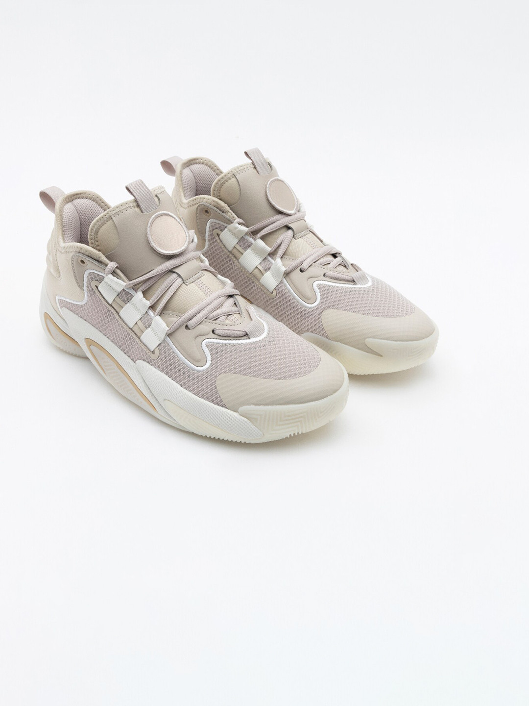 

ADIDAS Men BYW Select Basketball Shoes, Beige