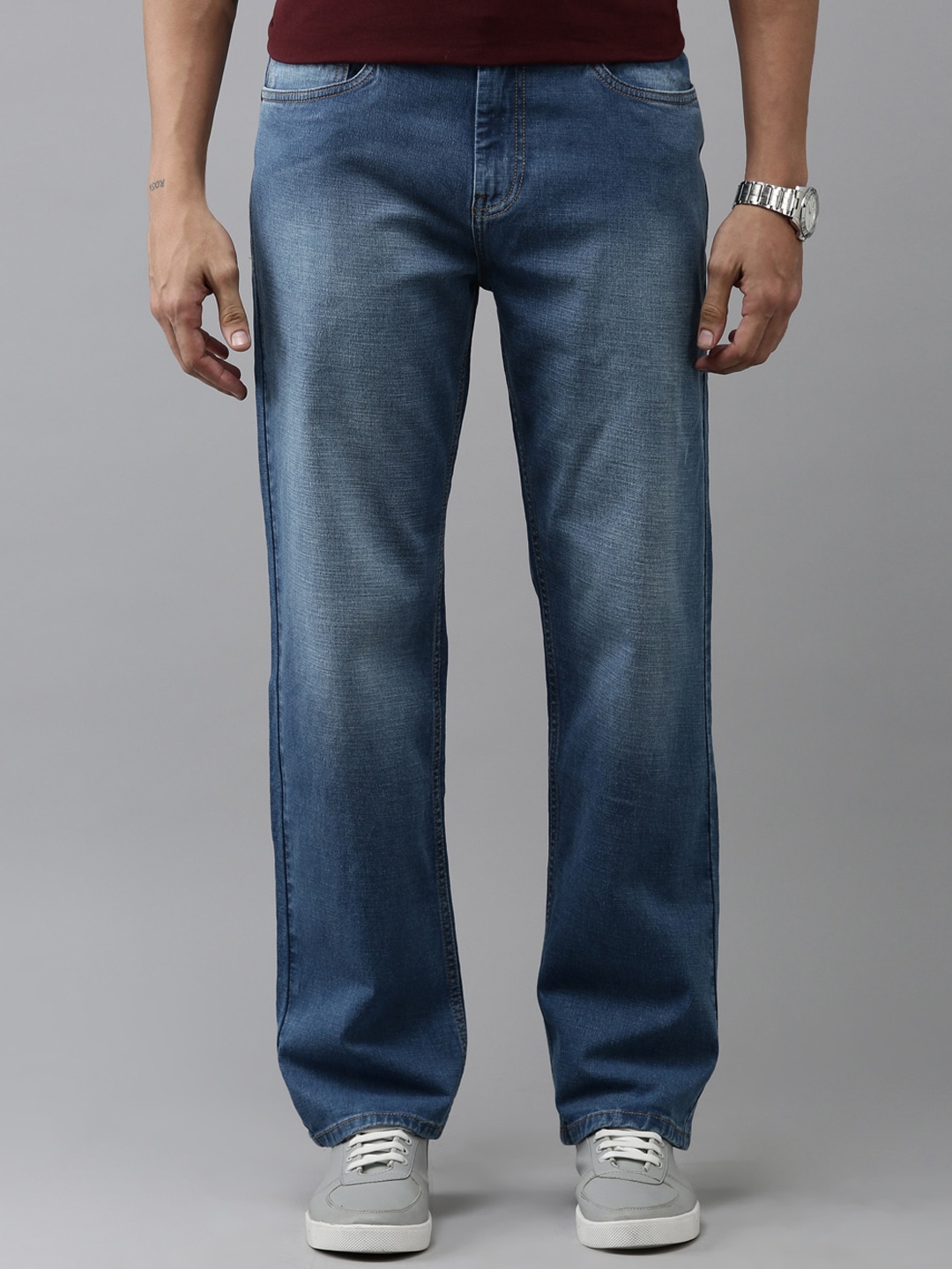 

Mast & Harbour Men Blue Mid Rise Clean Look Light Fade Stretchable Jeans