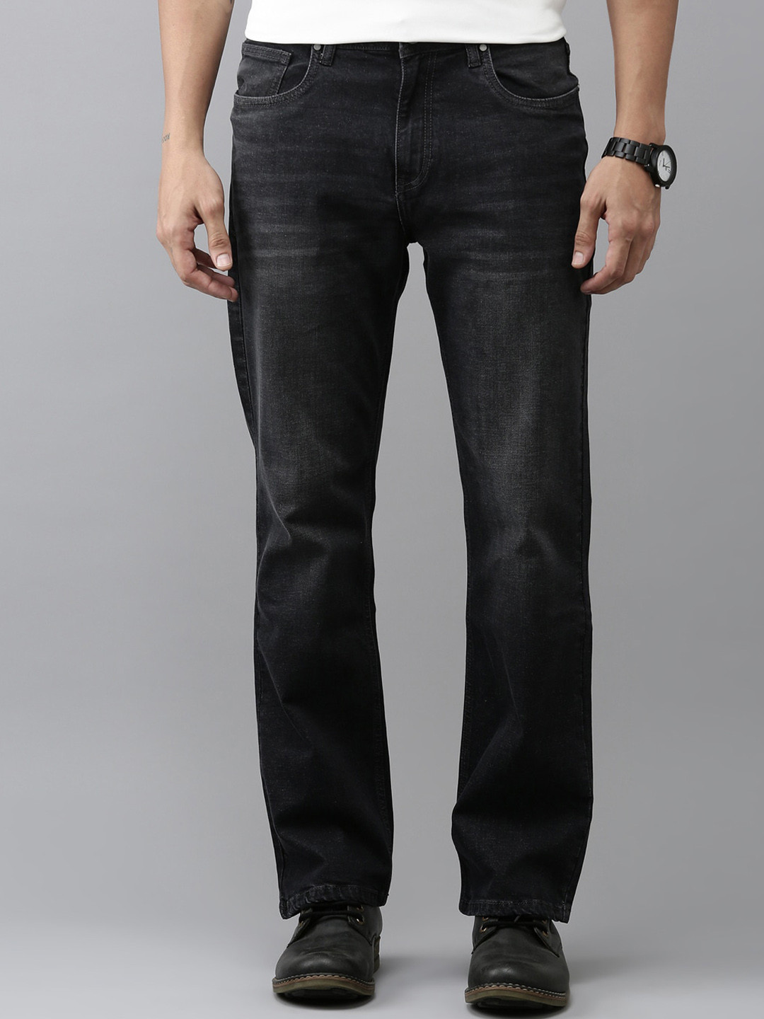 

Mast & Harbour Men Black Bootcut Mid-Rise Light Fade Clean Look Stretchable Jeans