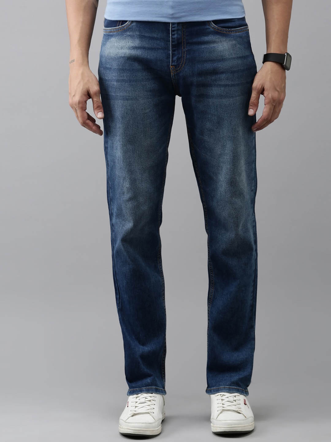 

Mast & Harbour Men Blue Light Fade Clean Look Stretchable Jeans