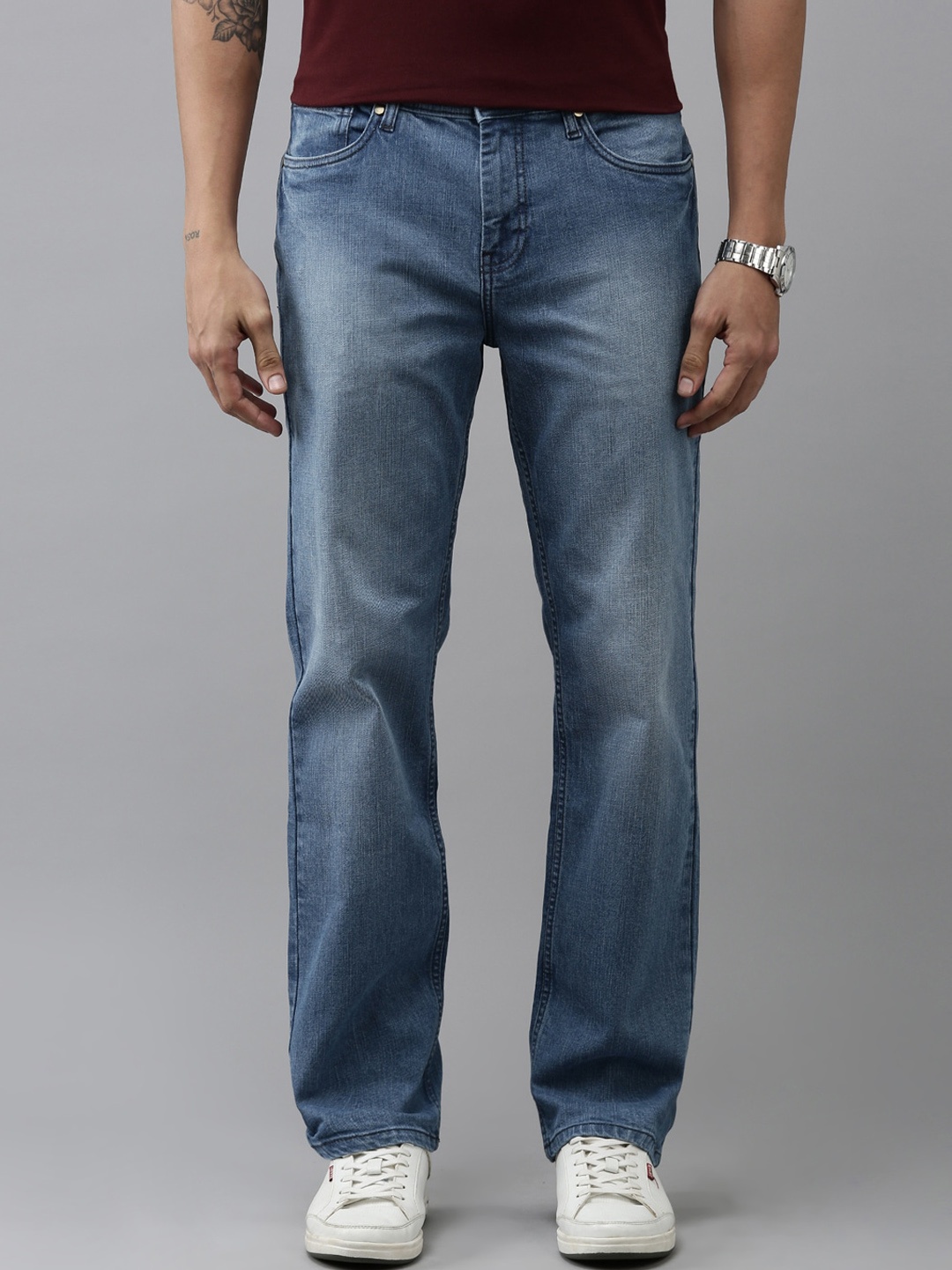 

Mast & Harbour Men Blue Light Fade Regular Fit Stretchable Jeans