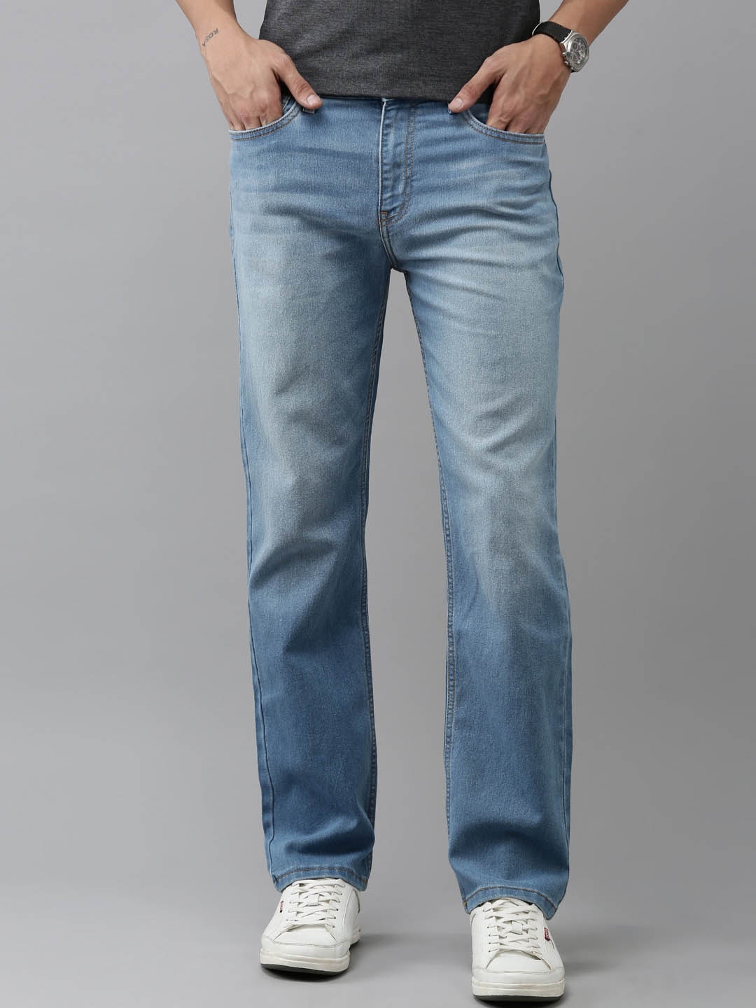

Mast & Harbour Men Blue Clean Look Heavy Fade Stretchable Jeans