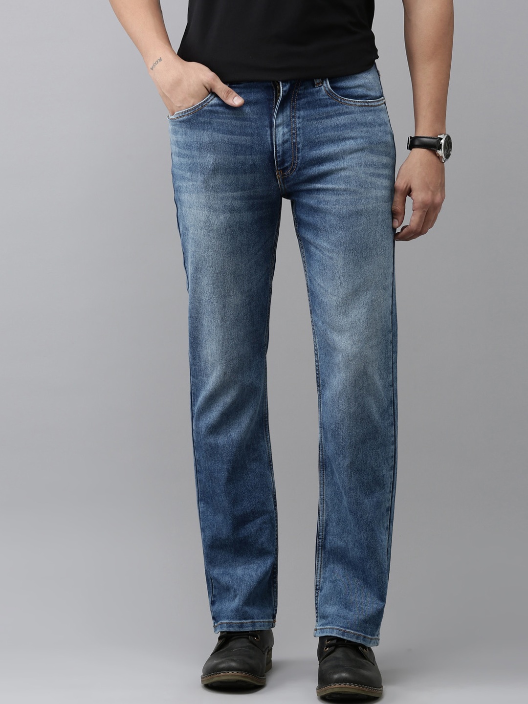 

Mast & Harbour Men Blue Bootcut Clean Look Light Fade Stretchable Jeans