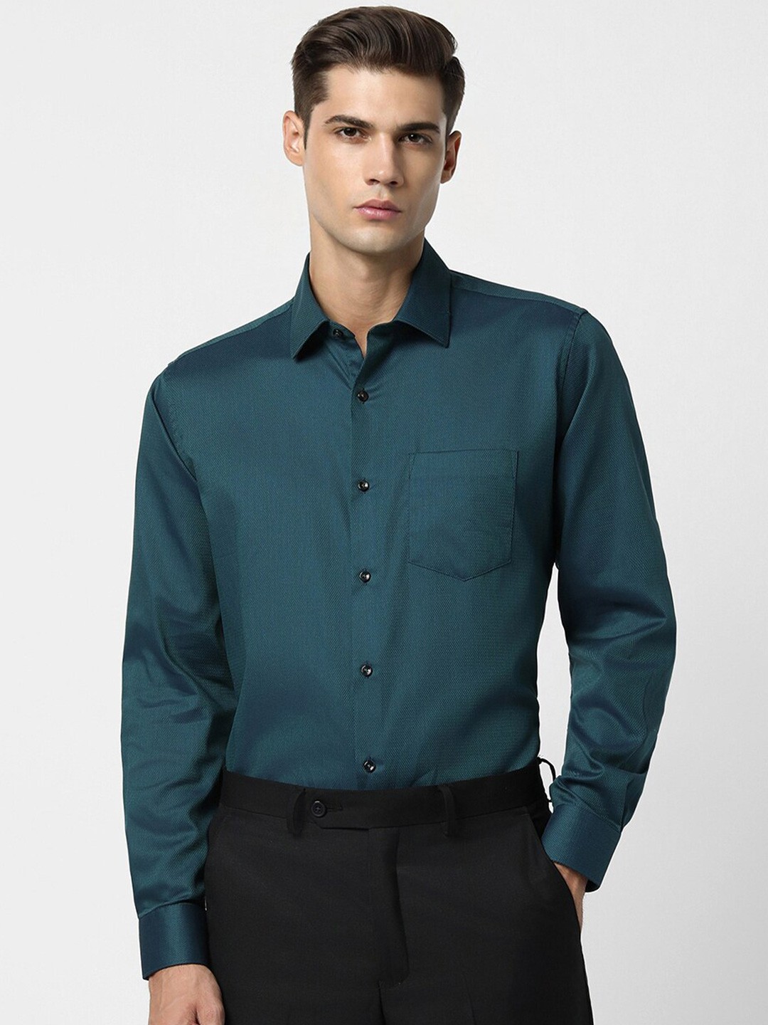 

Van Heusen Cotton Classic Casual Shirt, Green