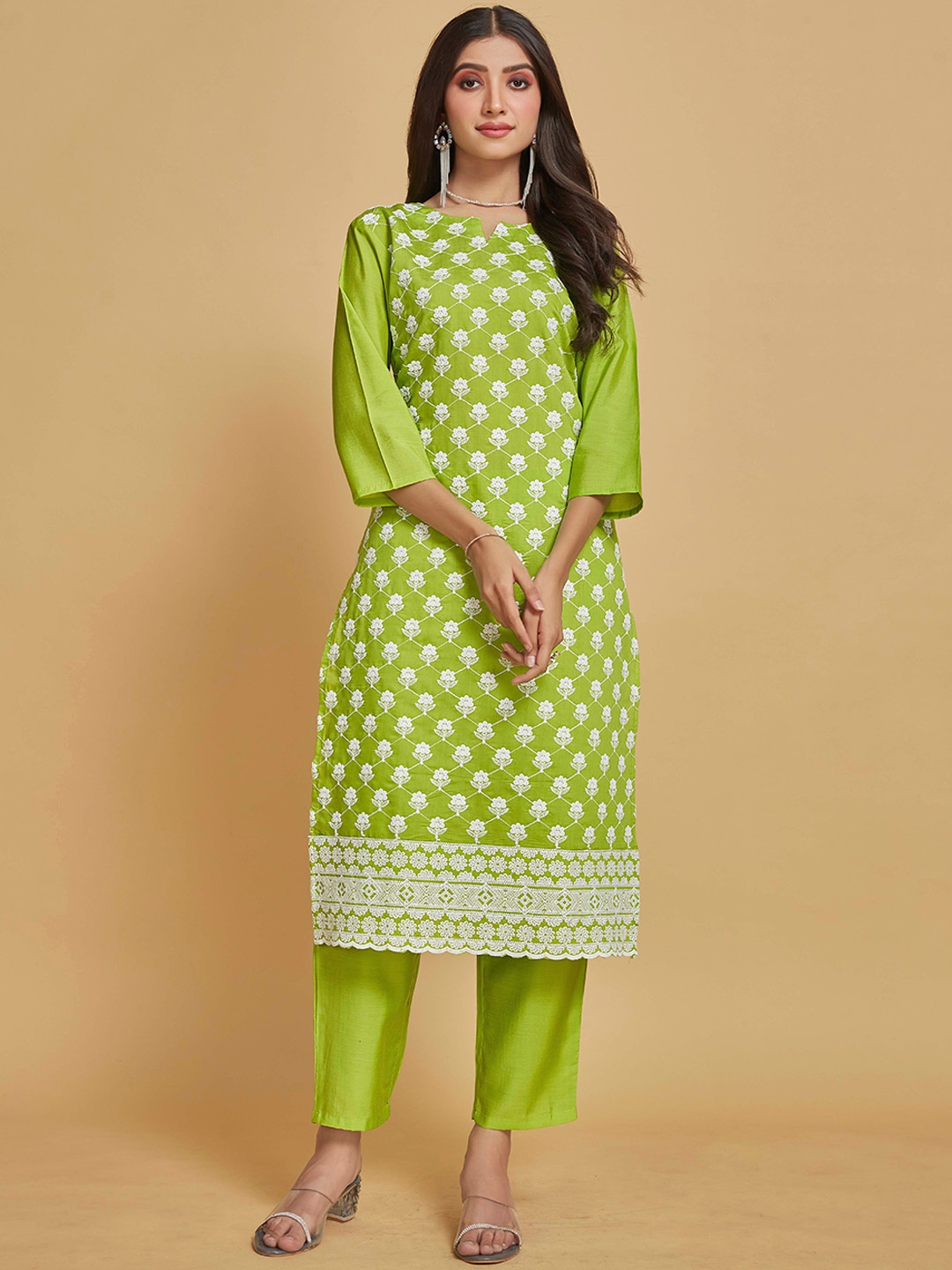 

Sangria Ethnic Motifs Embroidered Pure Cotton Straight Kurta & Trousers, Green