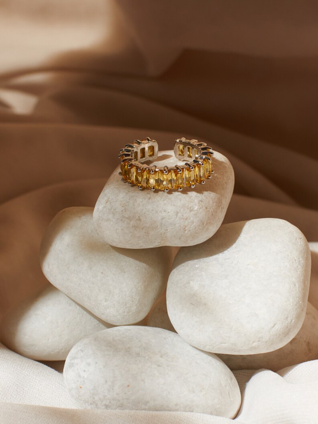 

DressBerry Yellow Artificial Stones Stone-Studded Finger Ring