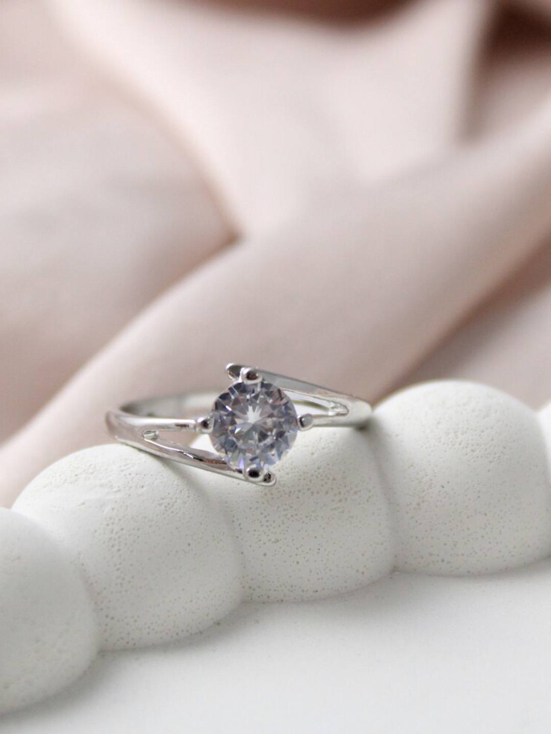 

DressBerry Stone-Studded Finger Ring, Silver