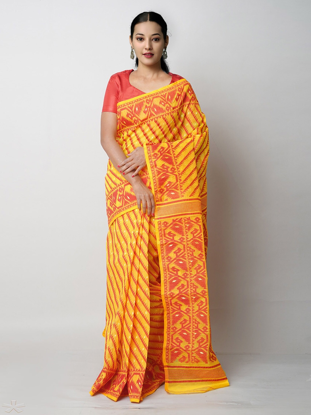 

Unnati Silks Woven Design Pure Cotton Handloom Jamdani Saree, Yellow