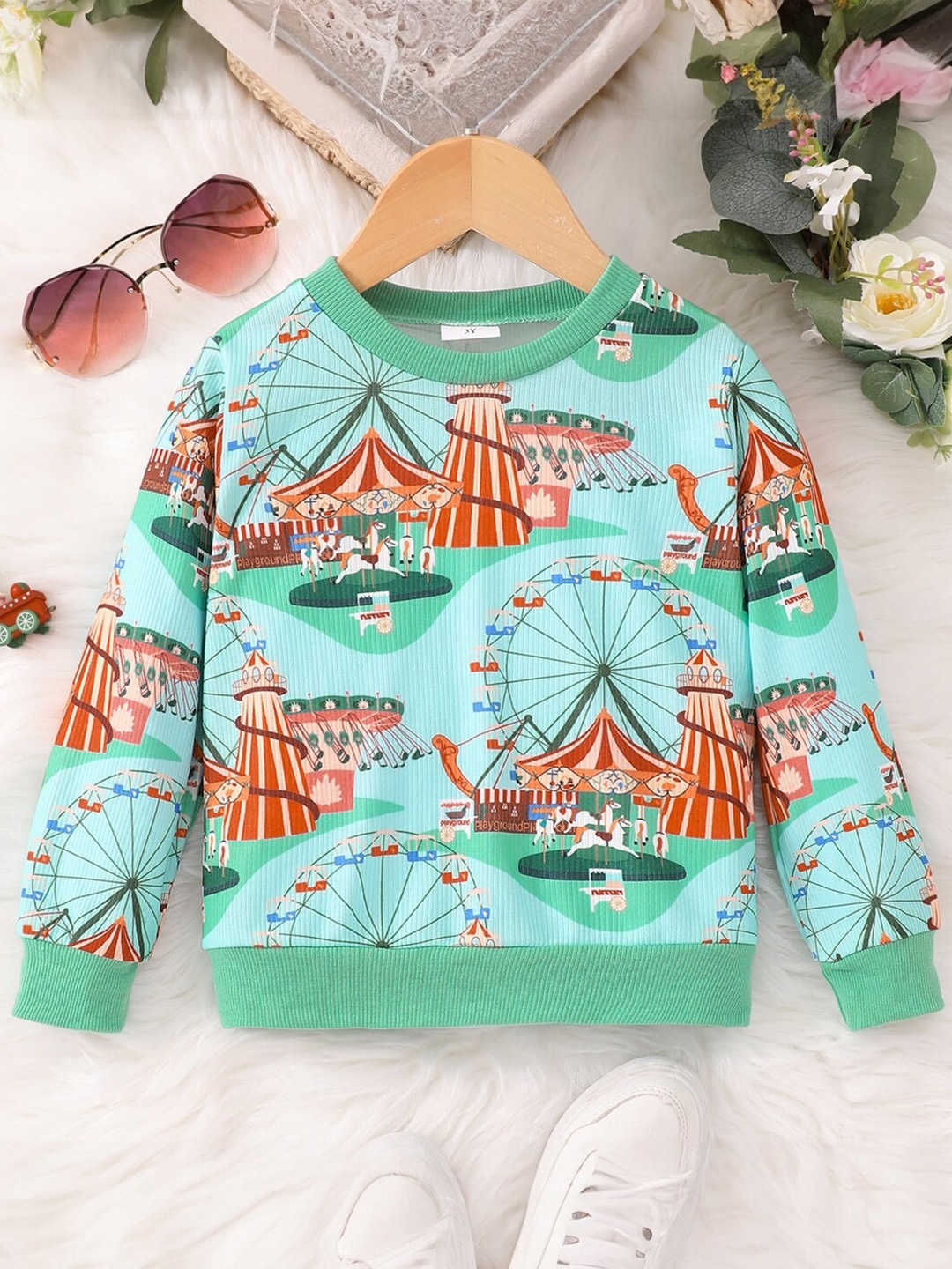 

StyleCast Girls Green Conversational Printed Pullover