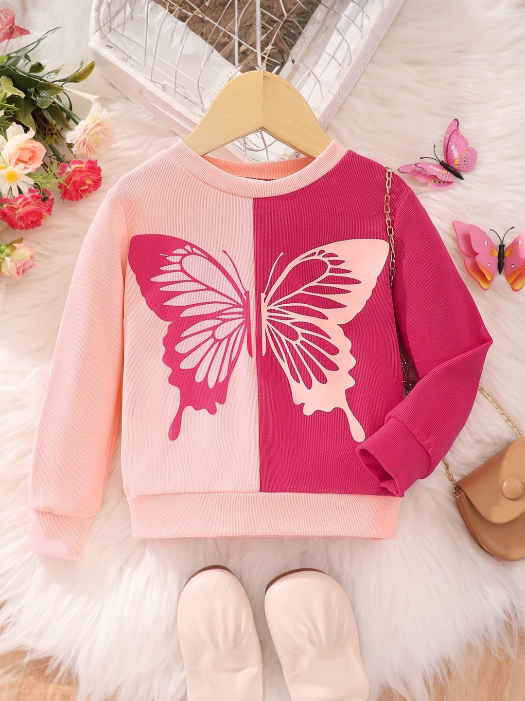 

StyleCast Girls Pink Conversational Printed Round Neck Pullover