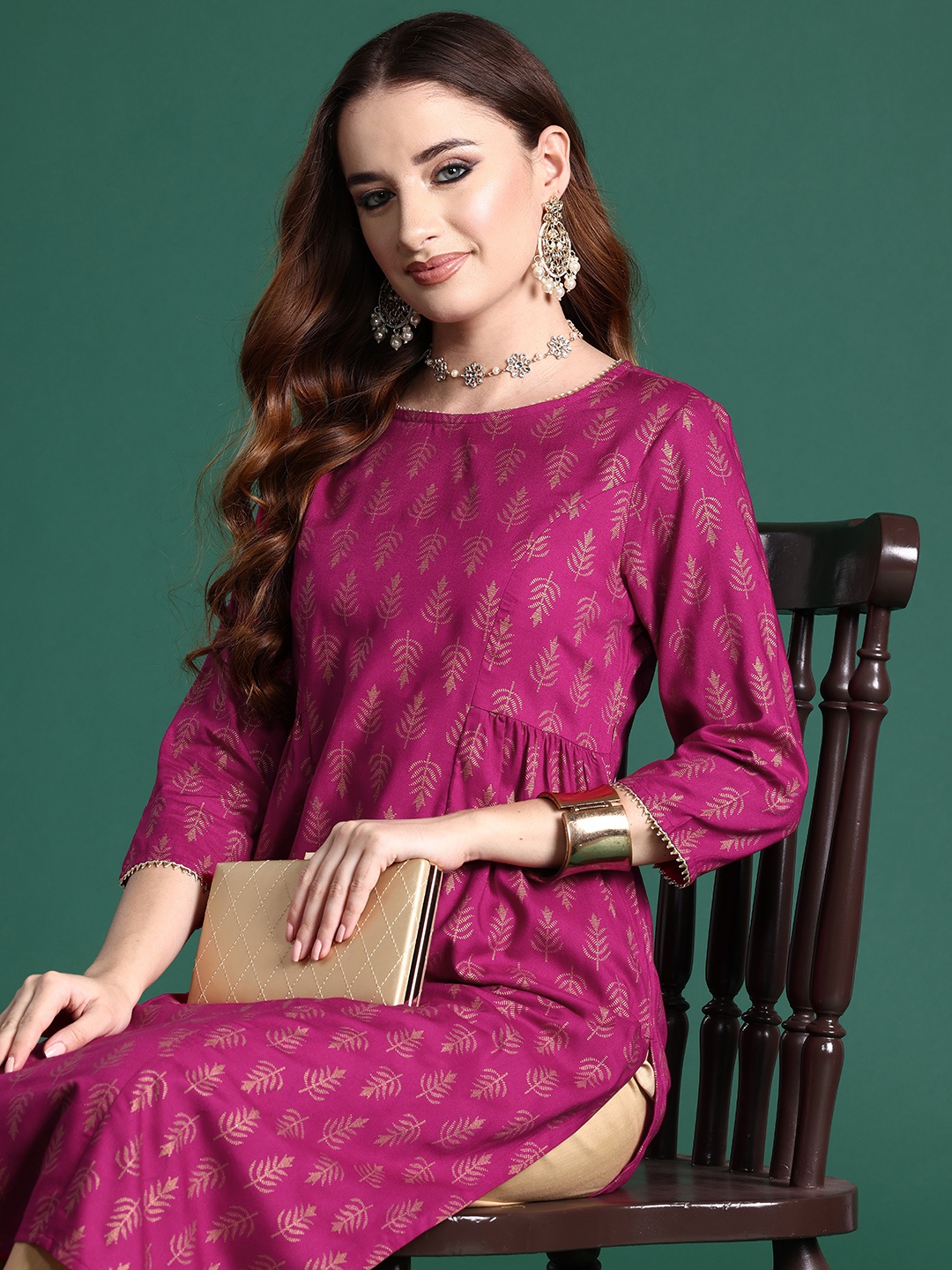 

Sangria Women Ethnic Motifs Printed Kurta, Magenta
