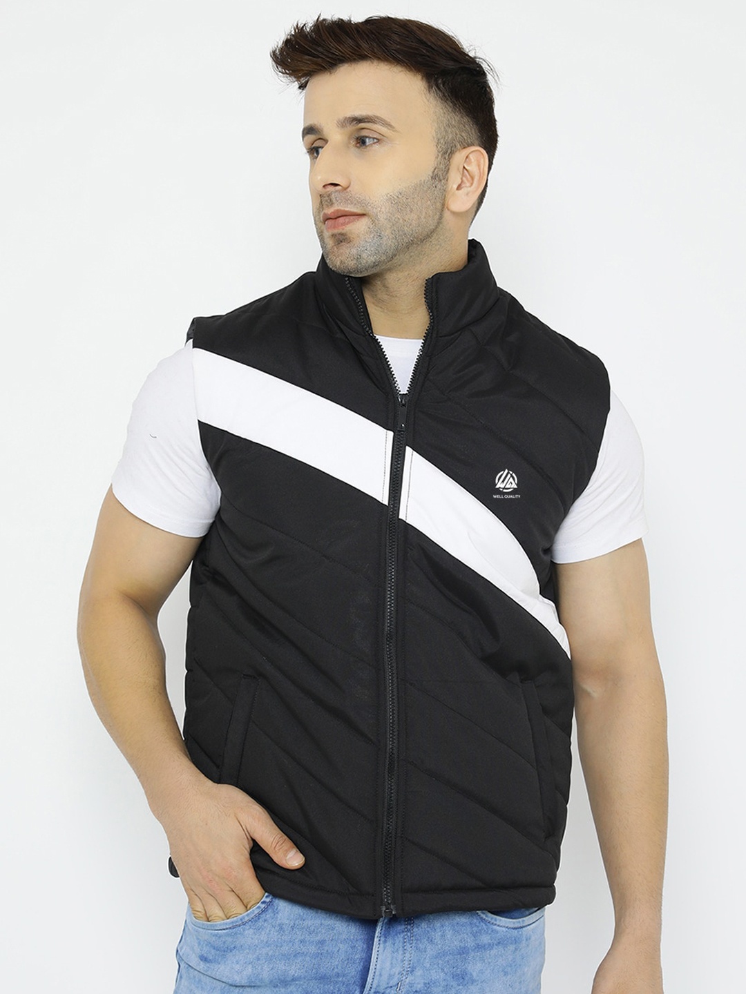 

WELL QUALITY Colourblocked Lightweight Dry Fit Quilted Jacket, Black