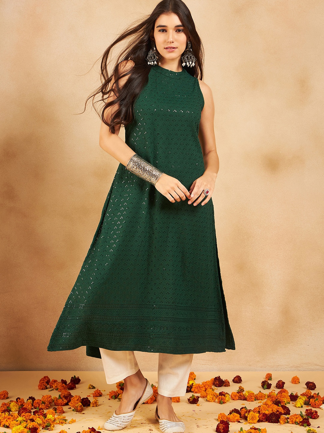 

InWeave Embellished Chikankari Sleeveless A-line Kurta, Green