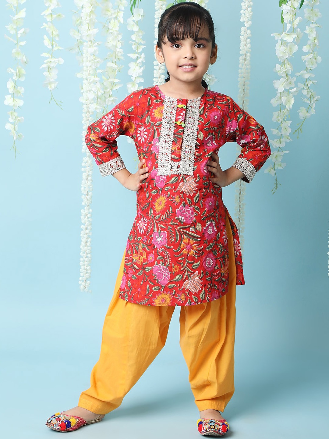

KID1 Floral Printed Pure Cotton Kurta With Salwar, Red