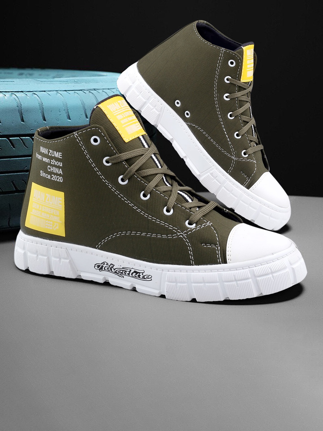 

IMCOLUS Men Contrast Sole Canvas Mid-Top Snekaers, Olive