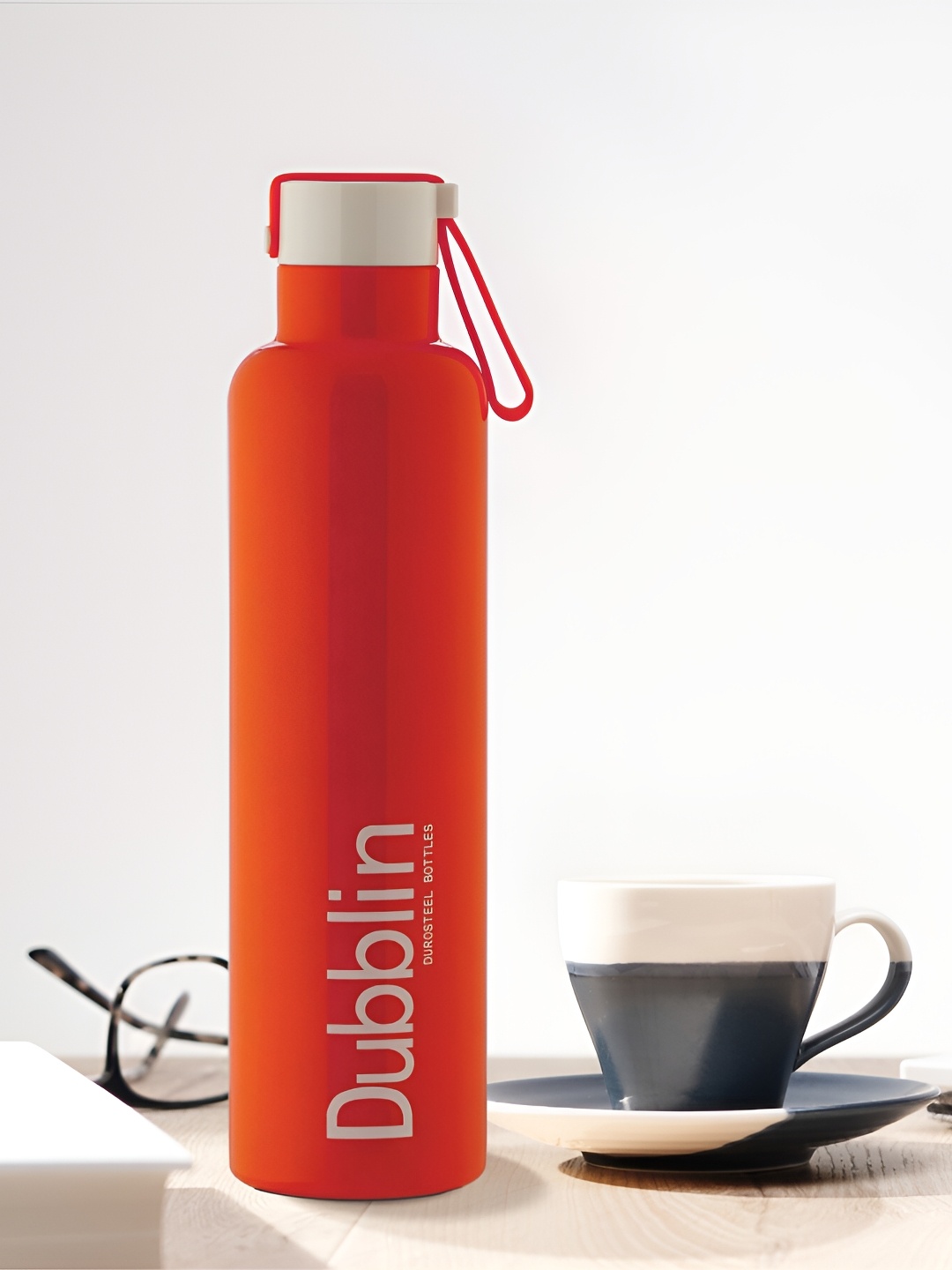 

Dubblin Boom Red Single Stainless Steel Double Wall Insulated Water Bottle 900 ml