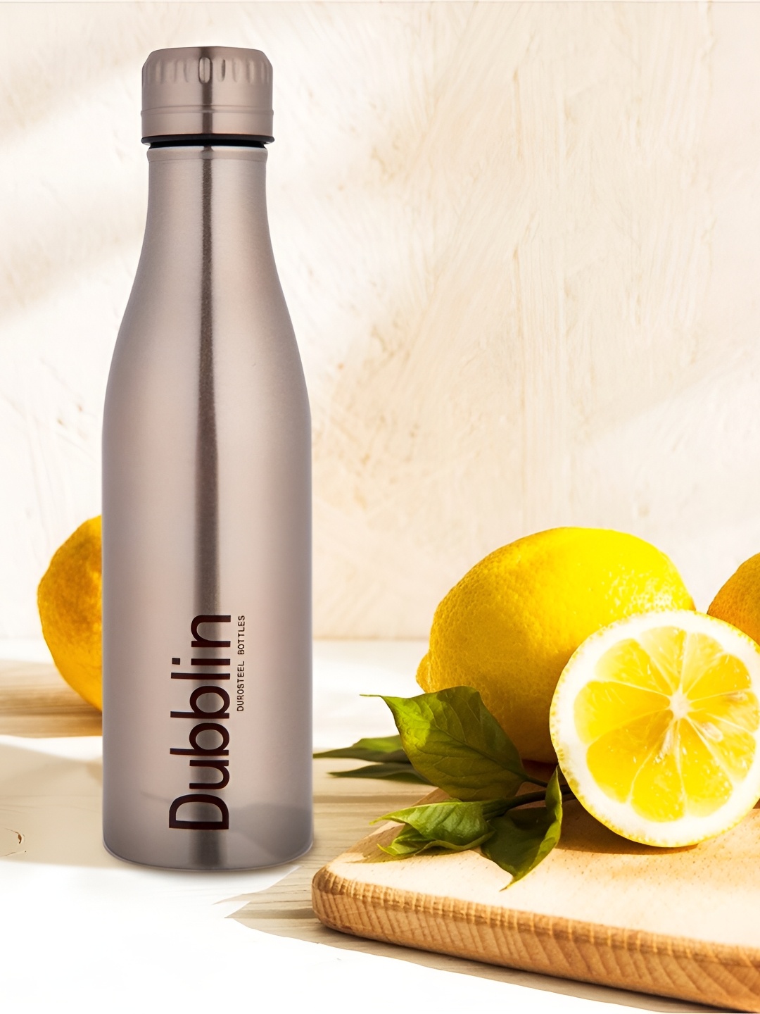 

Dubblin Vintage Gold-Toned Stainless Steel Double Wall Insulated Water Bottle 500 ml