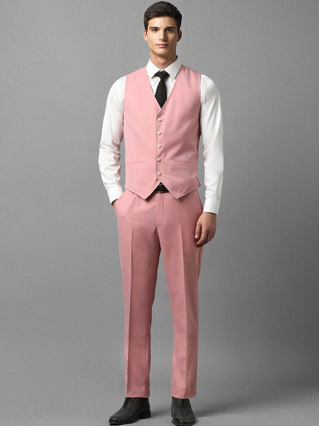 

Allen Solly Notched Lapel Collar Single-Breasted Slim-Fit 3-Piece Suit, Pink