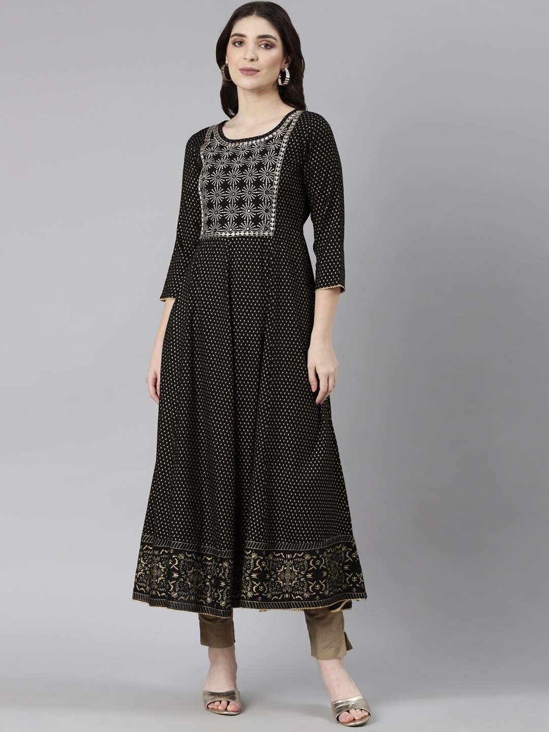 

Souchii Geometric Printed Thread Work Anarkali Kurta, Black