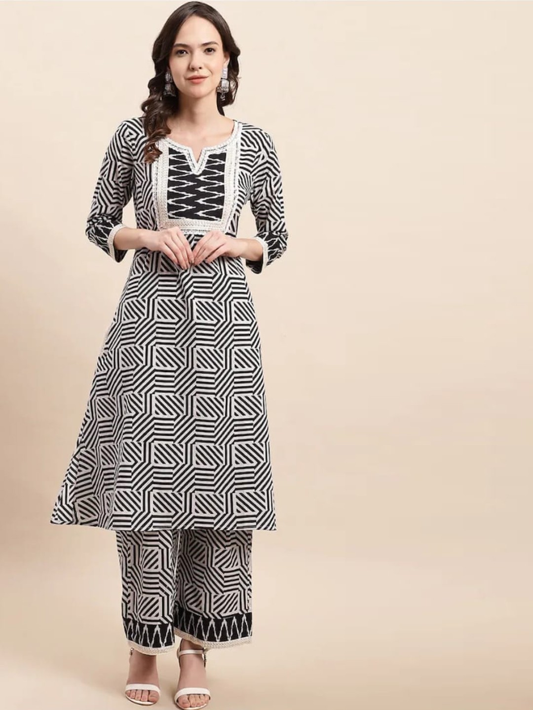 

Assamica Geometric Printed Regular Thread Work Pure Cotton Kurta With Trousers, Black