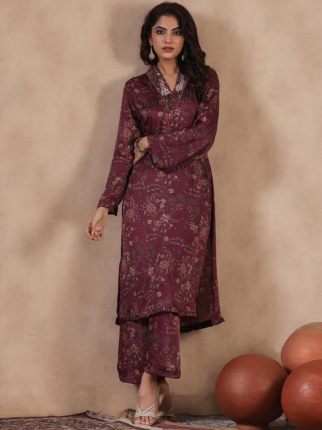 

SCAKHI Floral Printed Regular Sequinned Satin Kurta with Palazzos, Burgundy