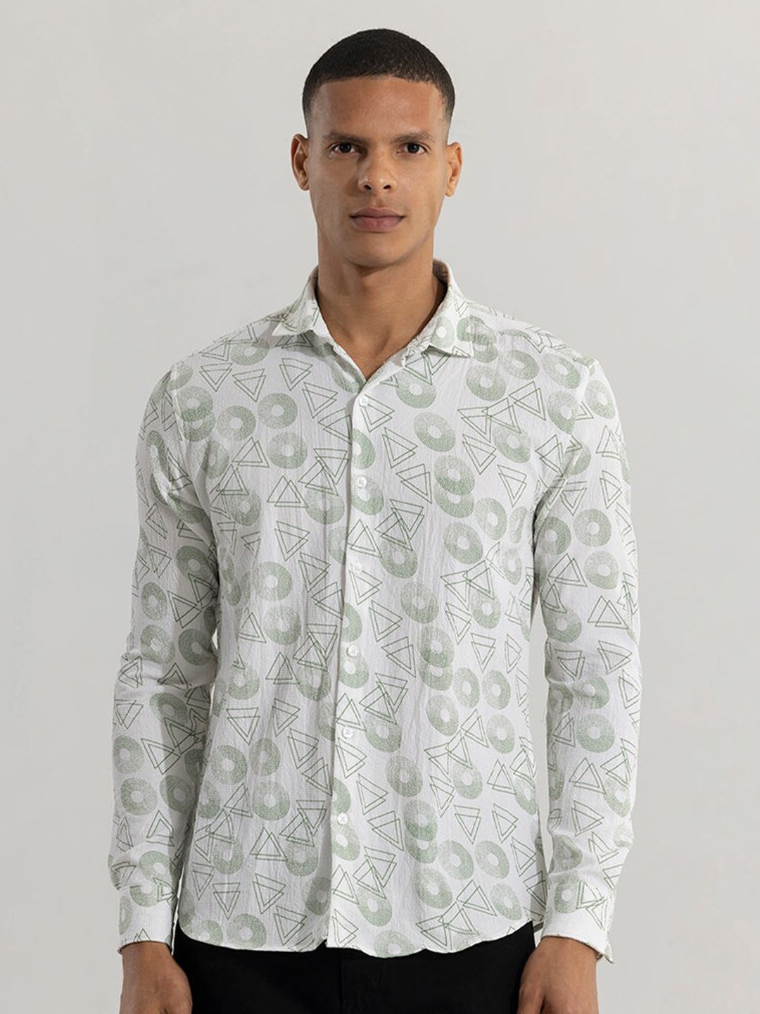 

Snitch Green Classic Slim Fit Geometric Printed Casual Shirt
