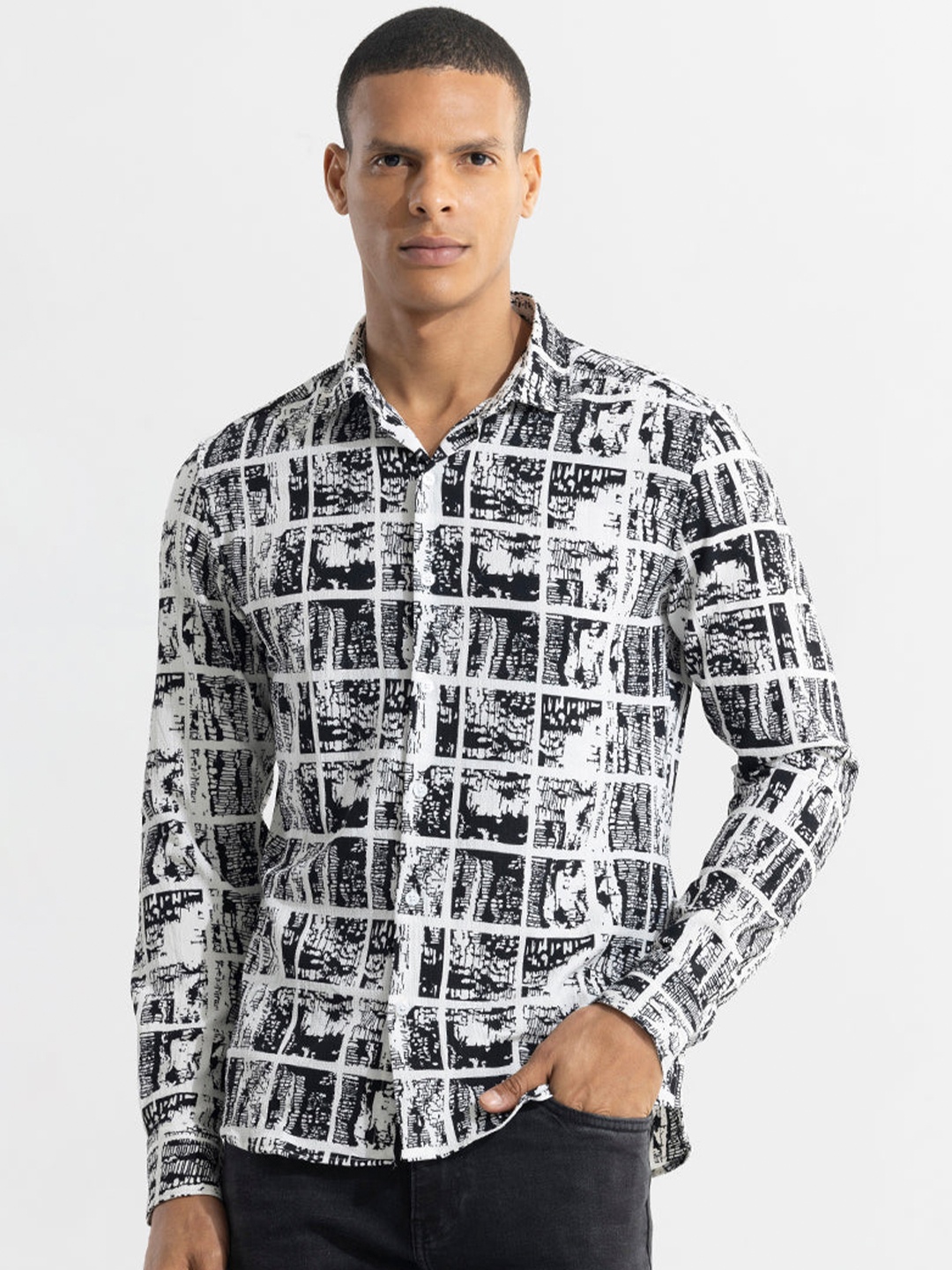 

Snitch Printed Classic Slim Fit Casual Shirt, Black