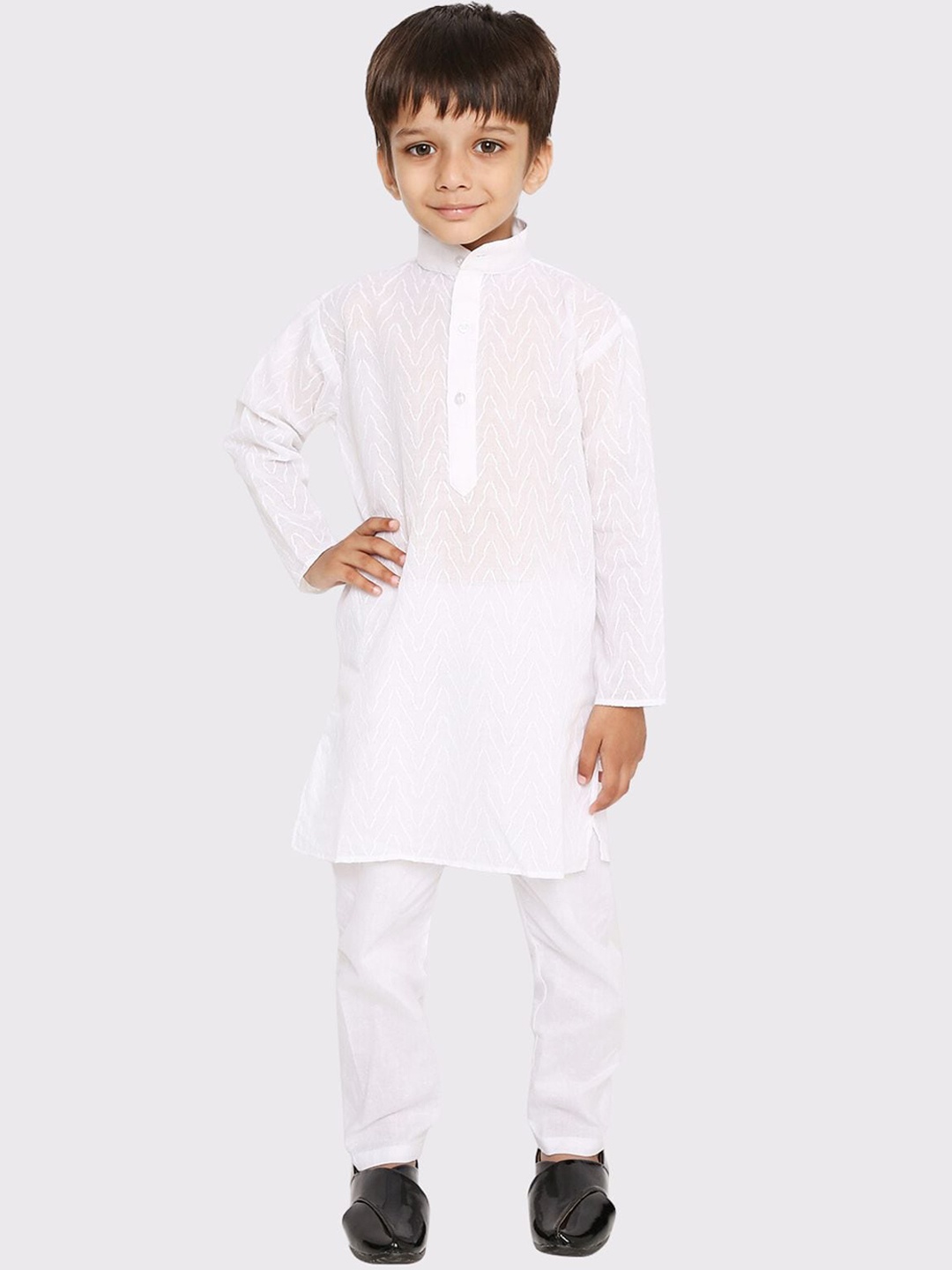 

Maharaja Boys Chevron Embroidered Pure Cotton Kurta With Pyjamas, White