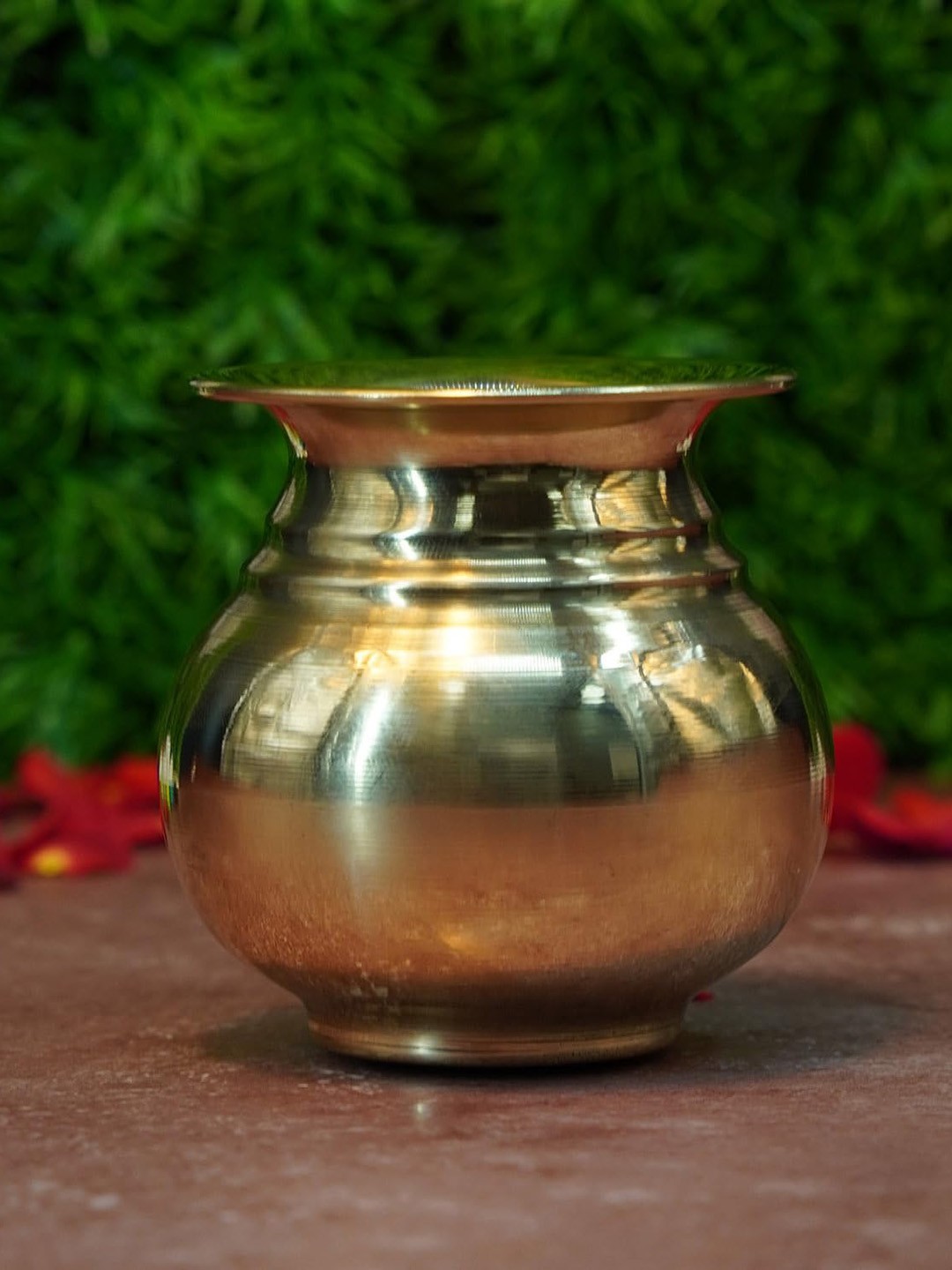 

PujaNPujari Gold-Toned Copper Pooja Kalash
