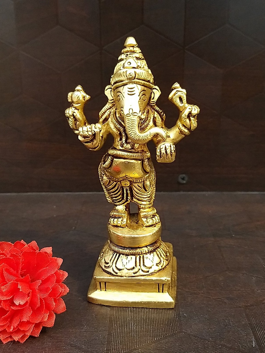 

PujaNPujari Gold Toned Lord Ganesha Religious Brass Medium Idol Showpiece