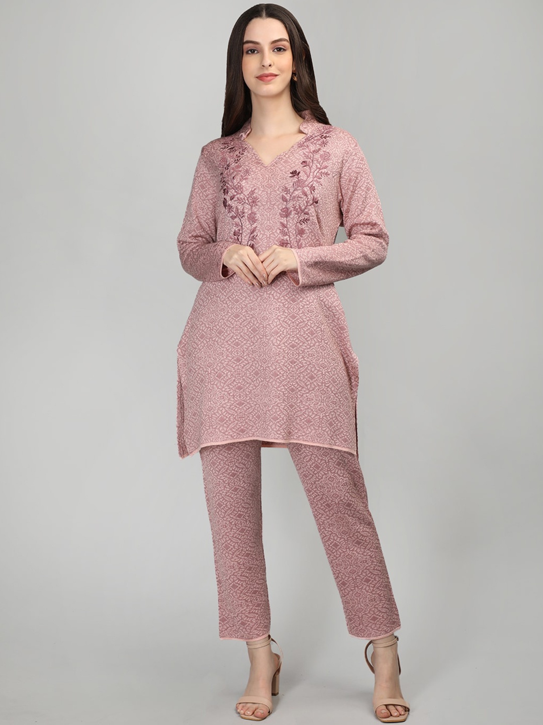 

MIKHAD Floral Woven Design Thread Work Woolen Straight Kurti With Trousers, Rose