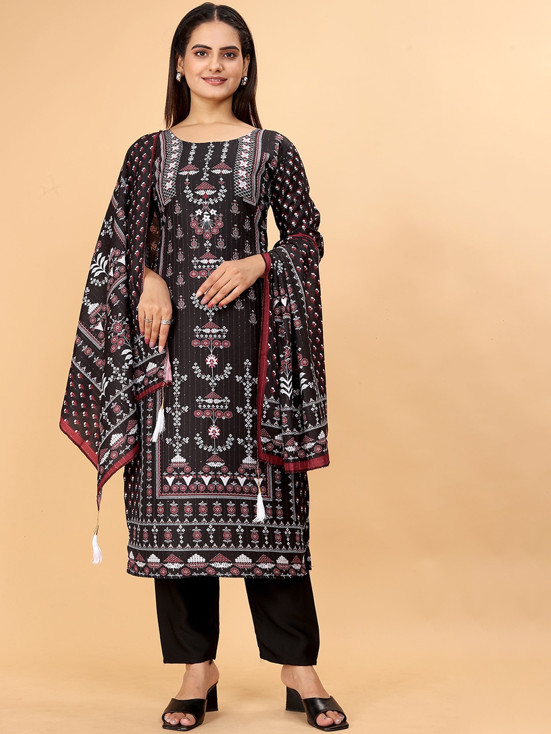 

N N ENTERPRISE Ethnic Motifs Printed Sequinned Jacquard Kurta With Trouser & Dupatta, Black