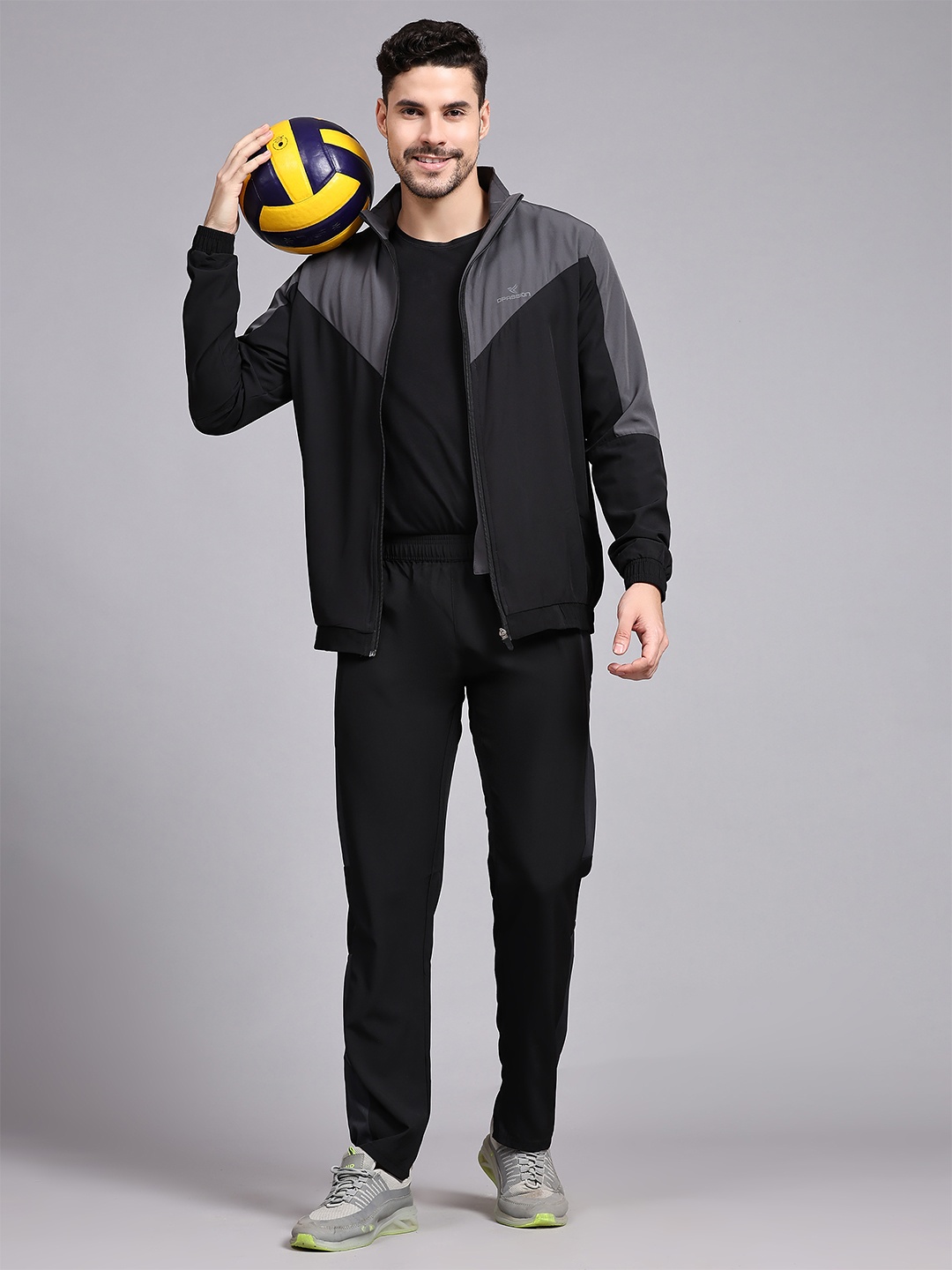 

Dpassion Men Colourblocked Mock Collar Tracksuit, Black