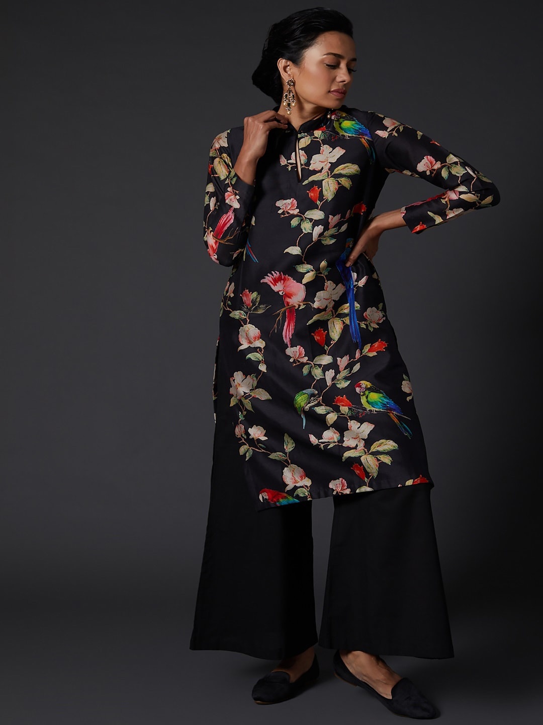 

Balance by Rohit Bal Women Floral Digital Print Floral Kurta, Black