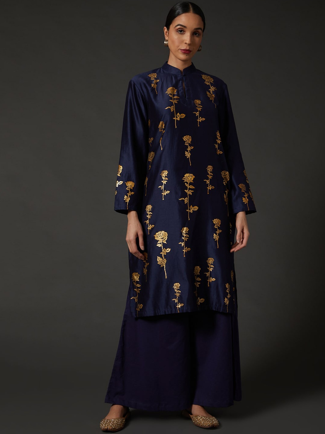 

Balance by Rohit Bal Women Floral Printed Floral Kurta, Navy blue