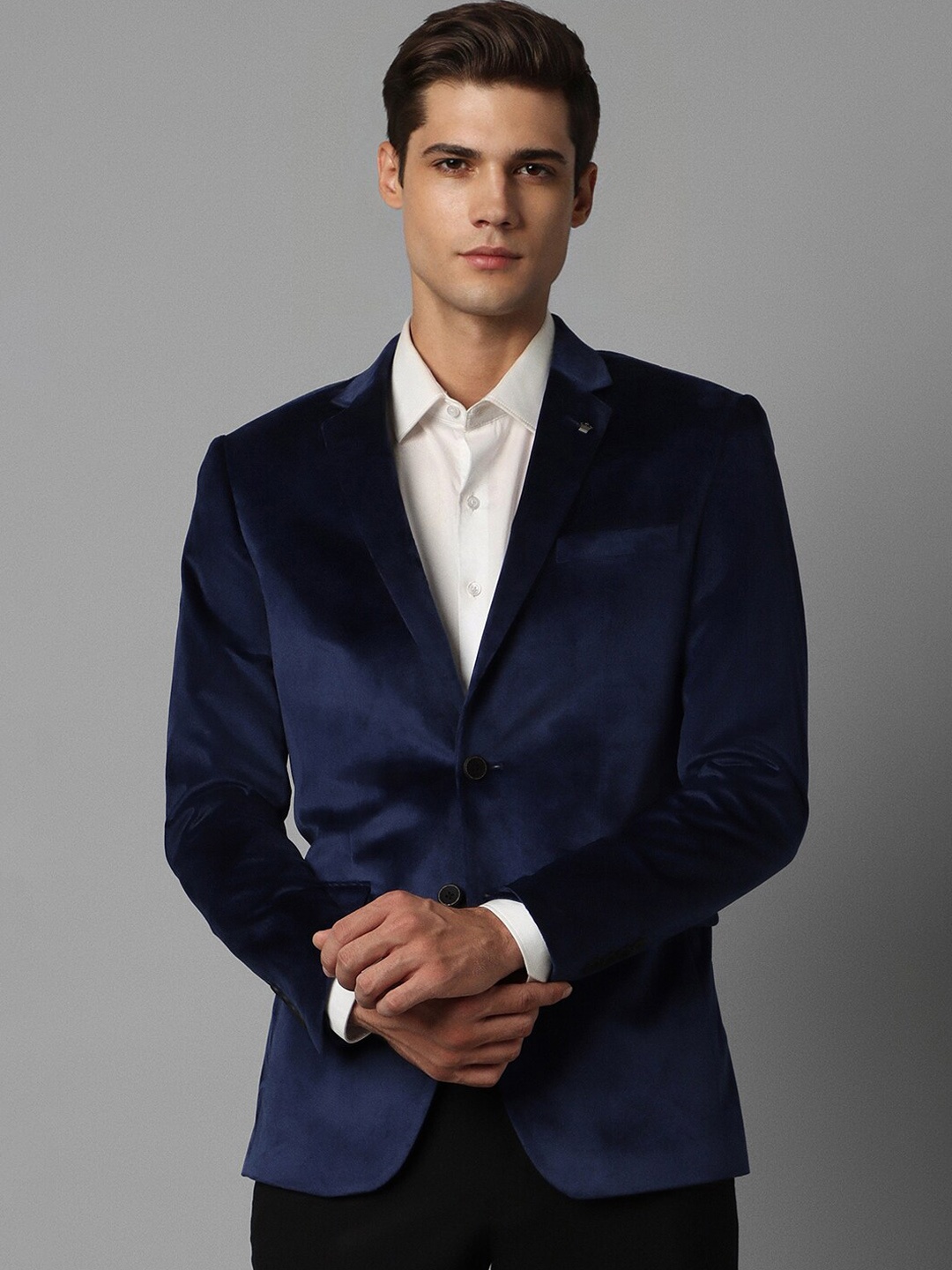 

Louis Philippe Notched Lapel Slim-Fit Single Breasted Blaze, Navy blue