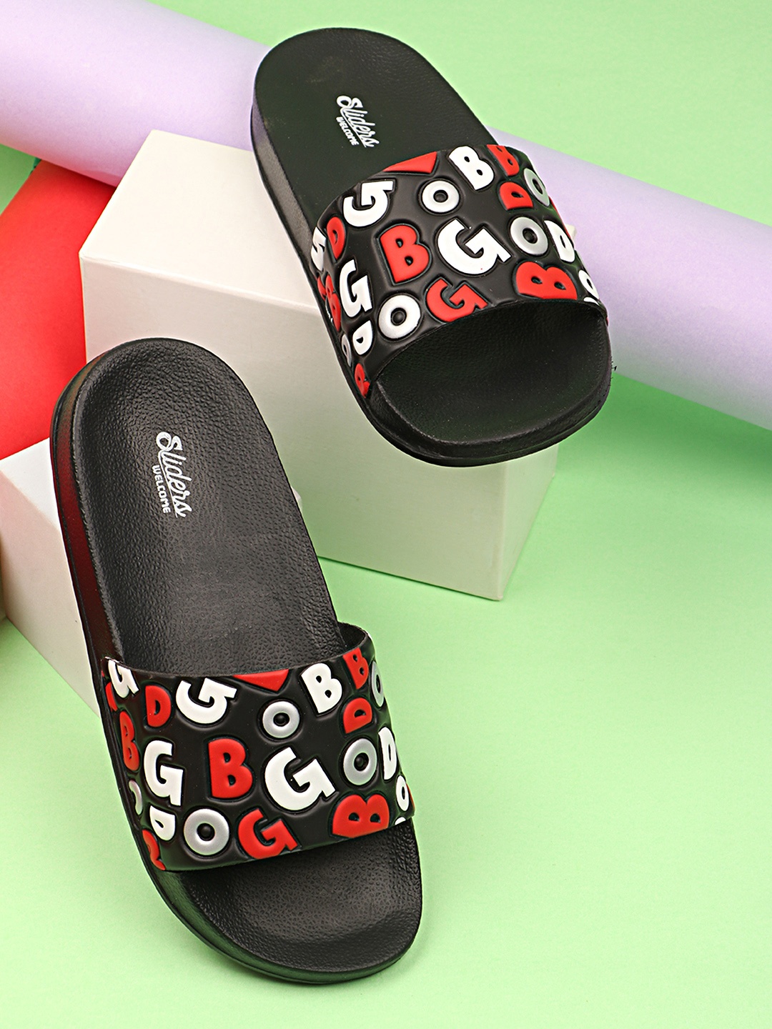 

WELCOME Kids Printed Open Toe Sliders, Black