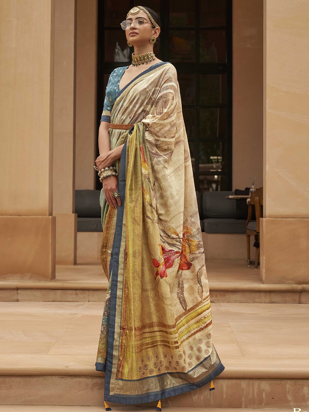 

Mitera Yellow Floral Printed Silk Blend Banarasi Saree