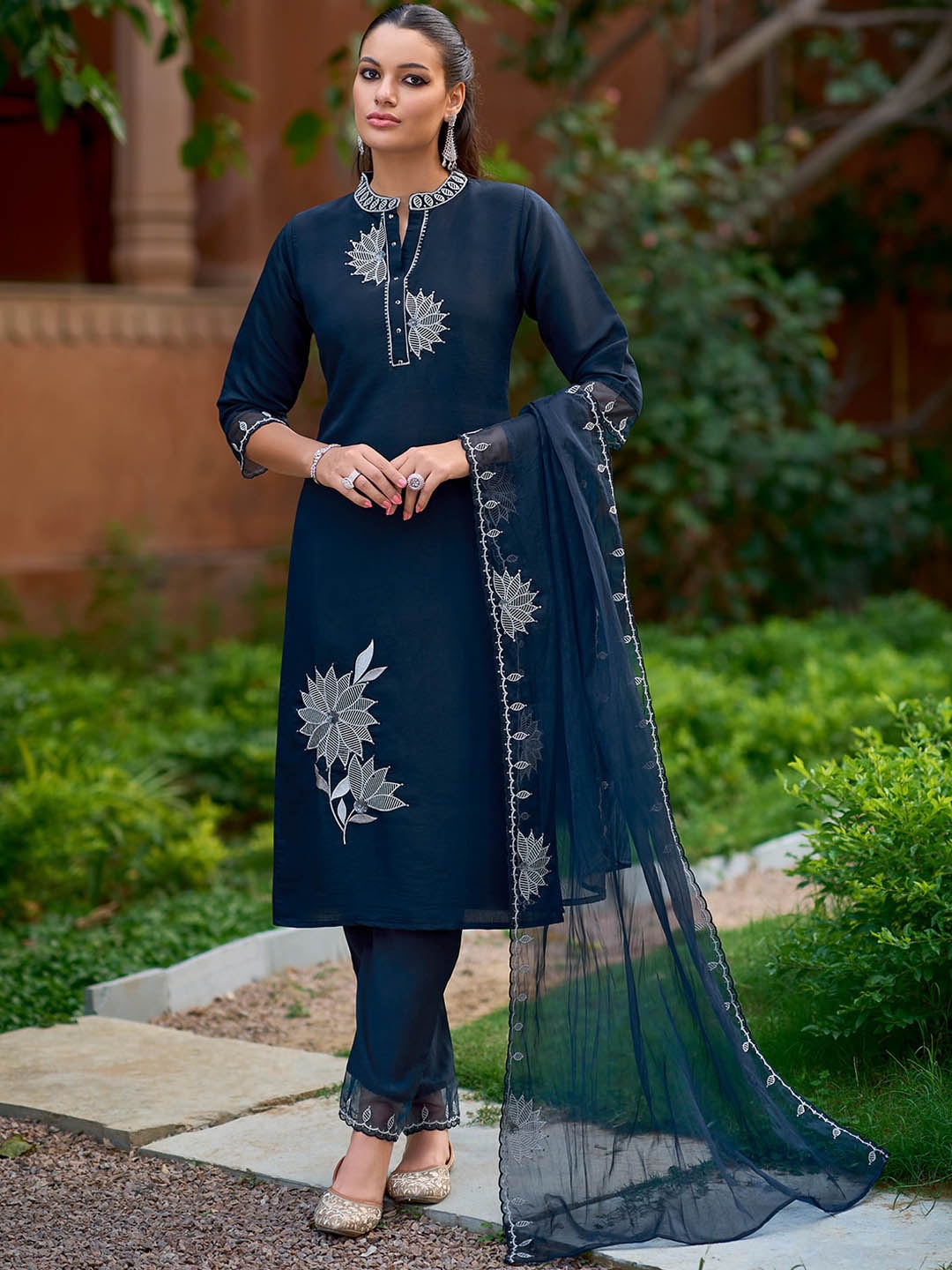 

Indo Era Floral Embroidered Mandarin Collar Straight Kurta with Trousers & Dupatta, Navy blue