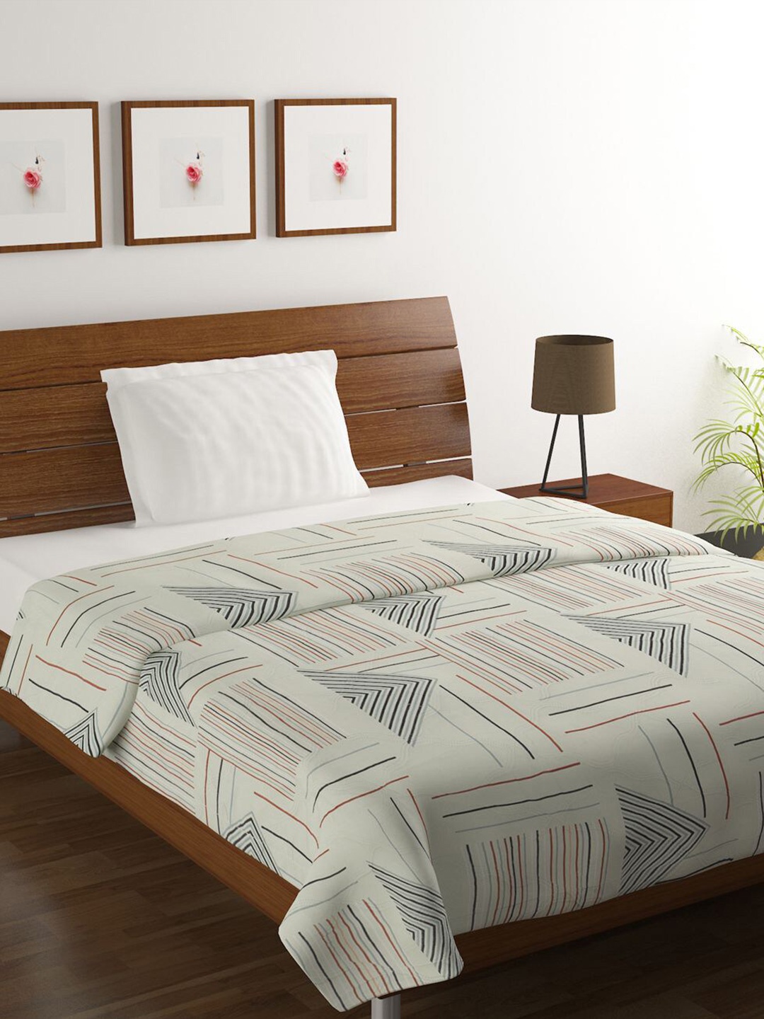 

BELLA TRUE Grey Geometric Microfiber AC Room 380 GSM Single Bed Comforter
