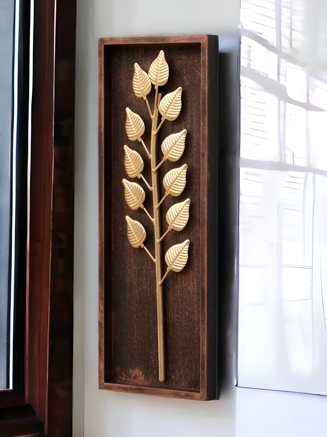 

SANKALAN CREATIONS Brown & Beige Floral Wooden Wall Decor