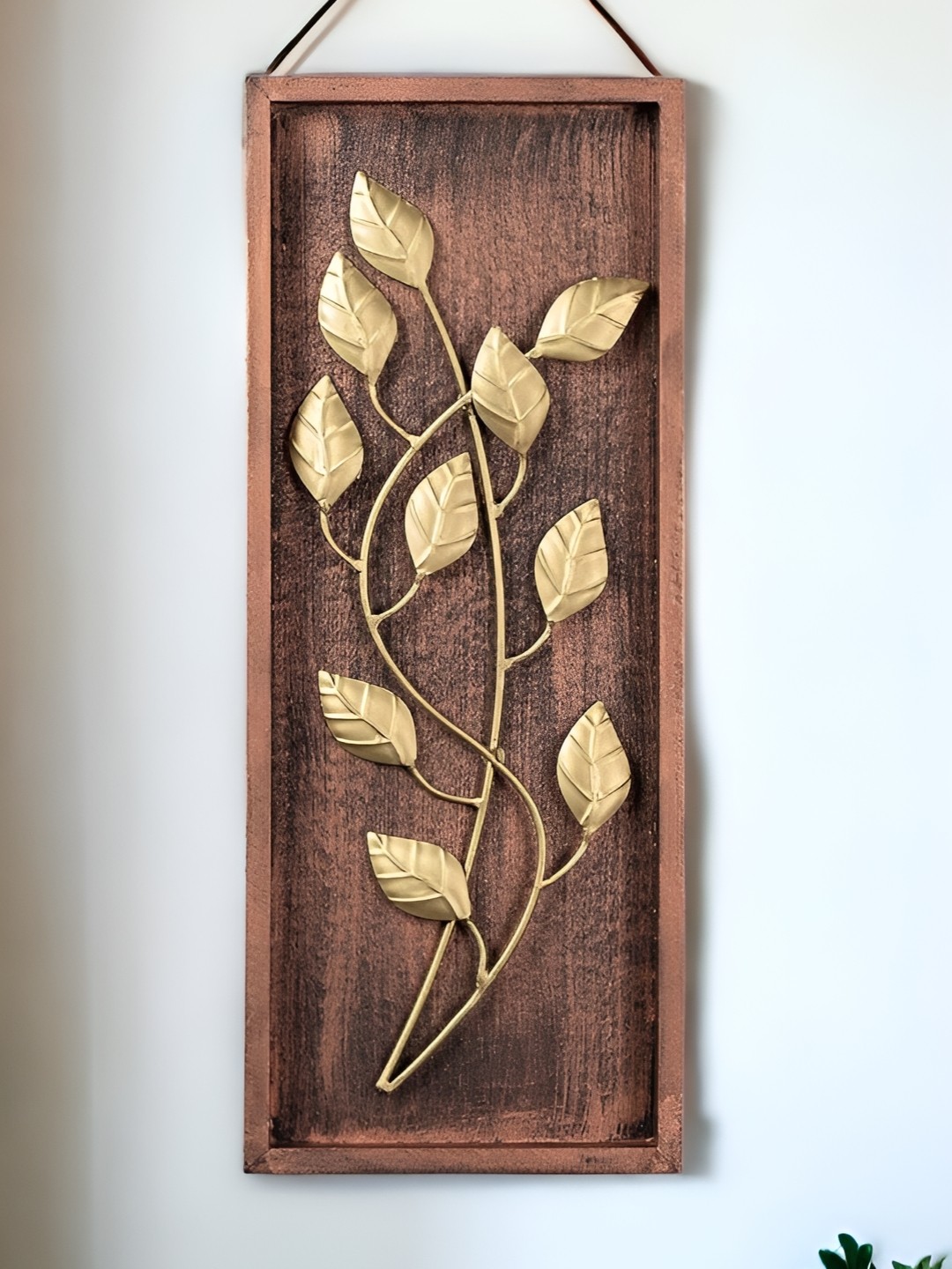 

SANKALAN CREATIONS Brown & Gold Toned Wooden Curio Showpiece