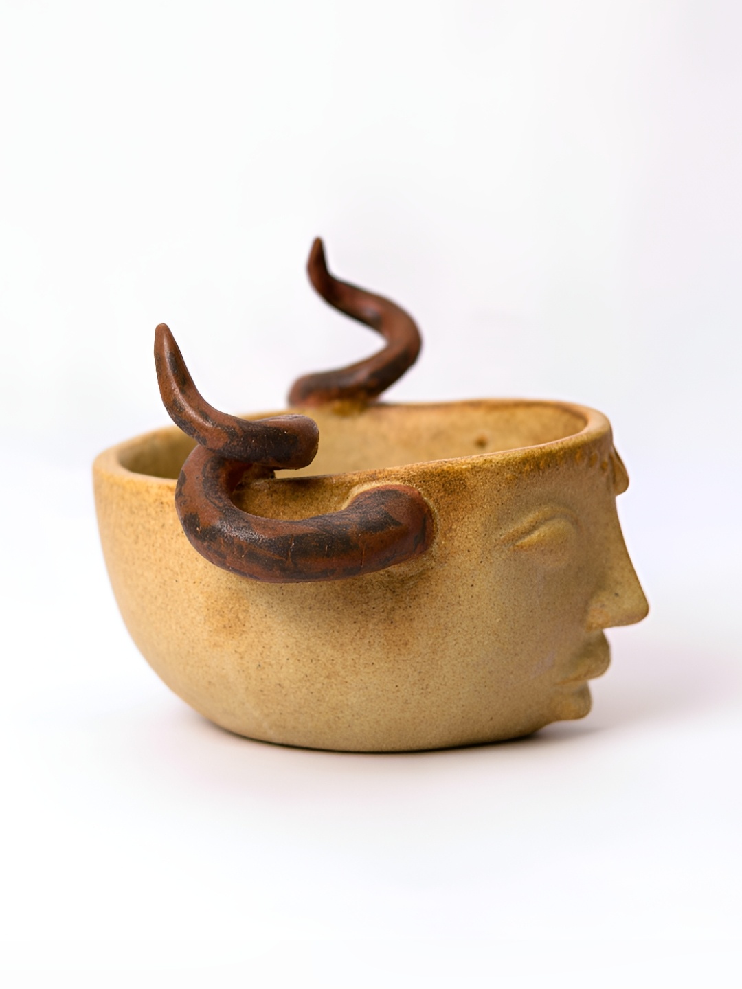 

The Orby House Cream coloured & Brown Aries Ceramic Planter