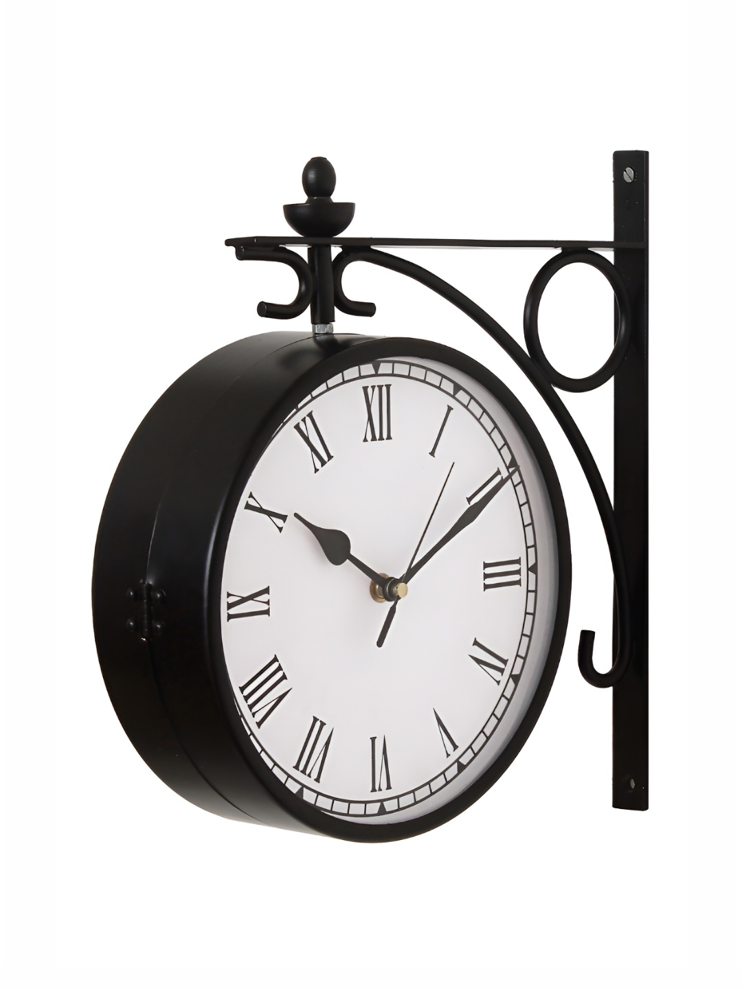 

Heritage India Black and White Round Analogue Vintage Wall Clock