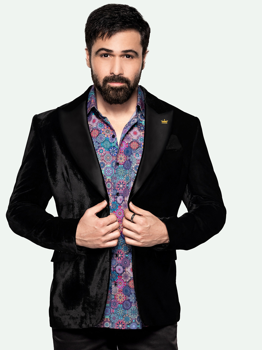 

FRENCH CROWN Peaked Lapel Single Breasted Tuxedo Blazer, Black