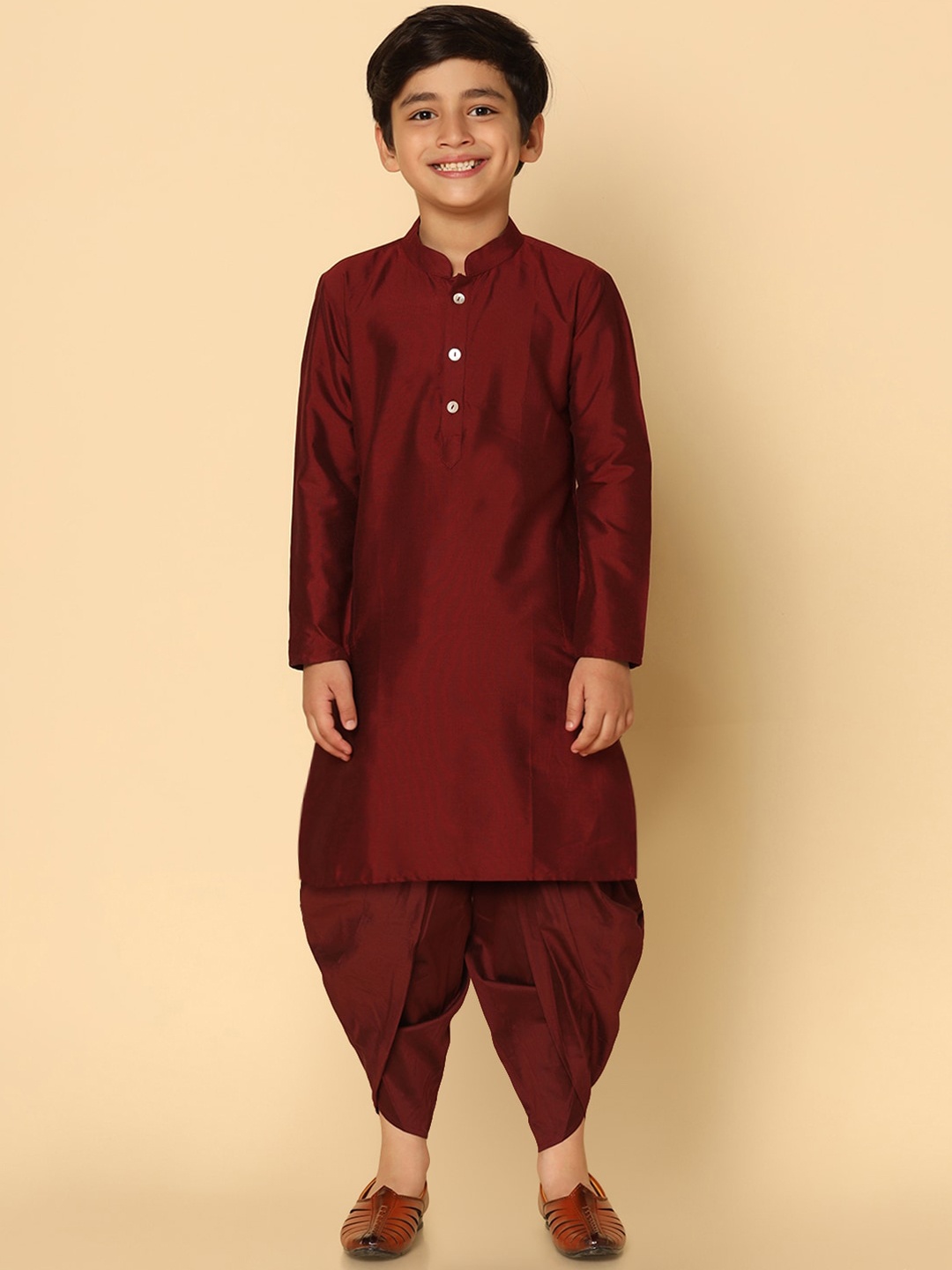 

KISAH Boys Band Collar Long Sleeves Straight Kurta With Dhoti Pant, Maroon