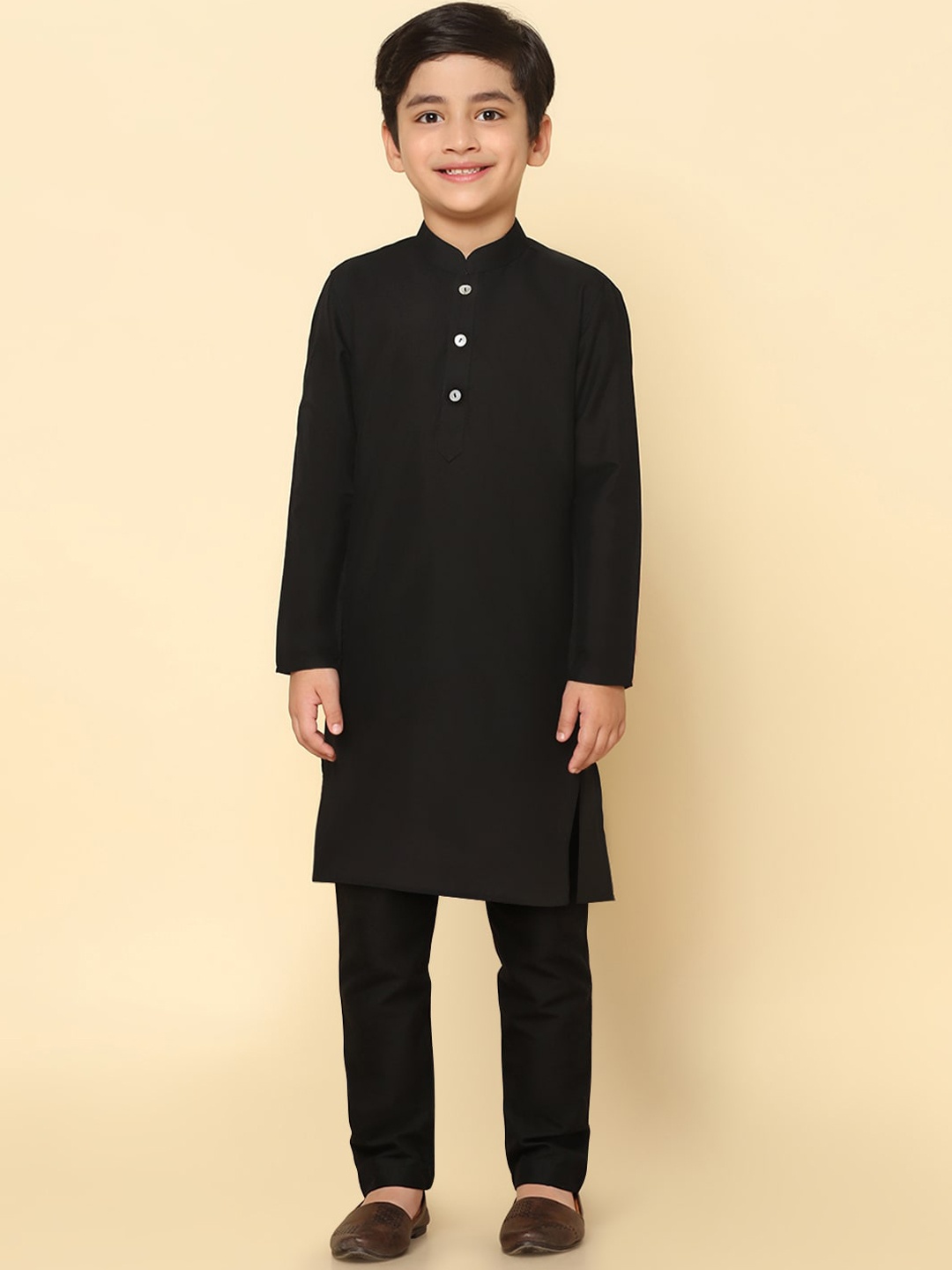 

KISAH Boys Regular Fit Solid Kurta Pyjama Set, Black